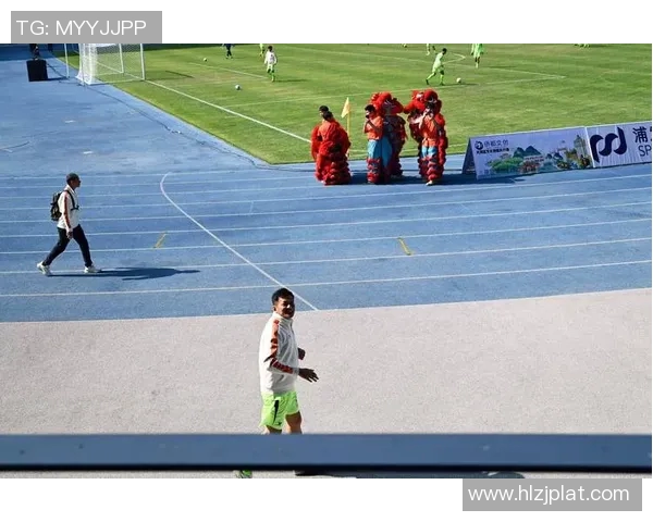 香港足球明星队精彩直播视频全程回顾与精彩瞬间分享